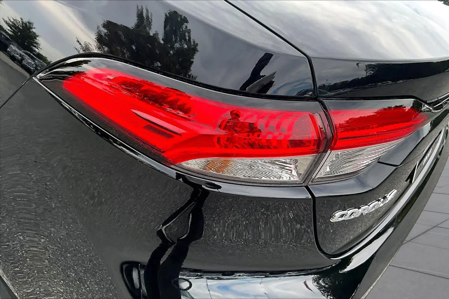 Used 2026 Midnight Black Metallic Toyota LE image 27