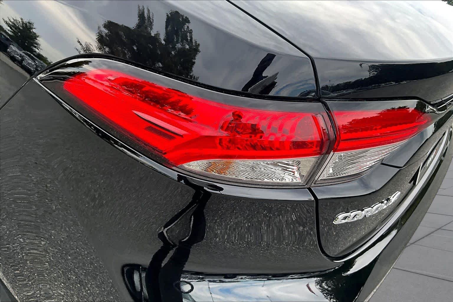 Used 2026 Midnight Black Metallic Toyota LE image 28