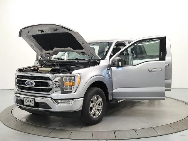 Used 2022 Silver Ford XLT image 11