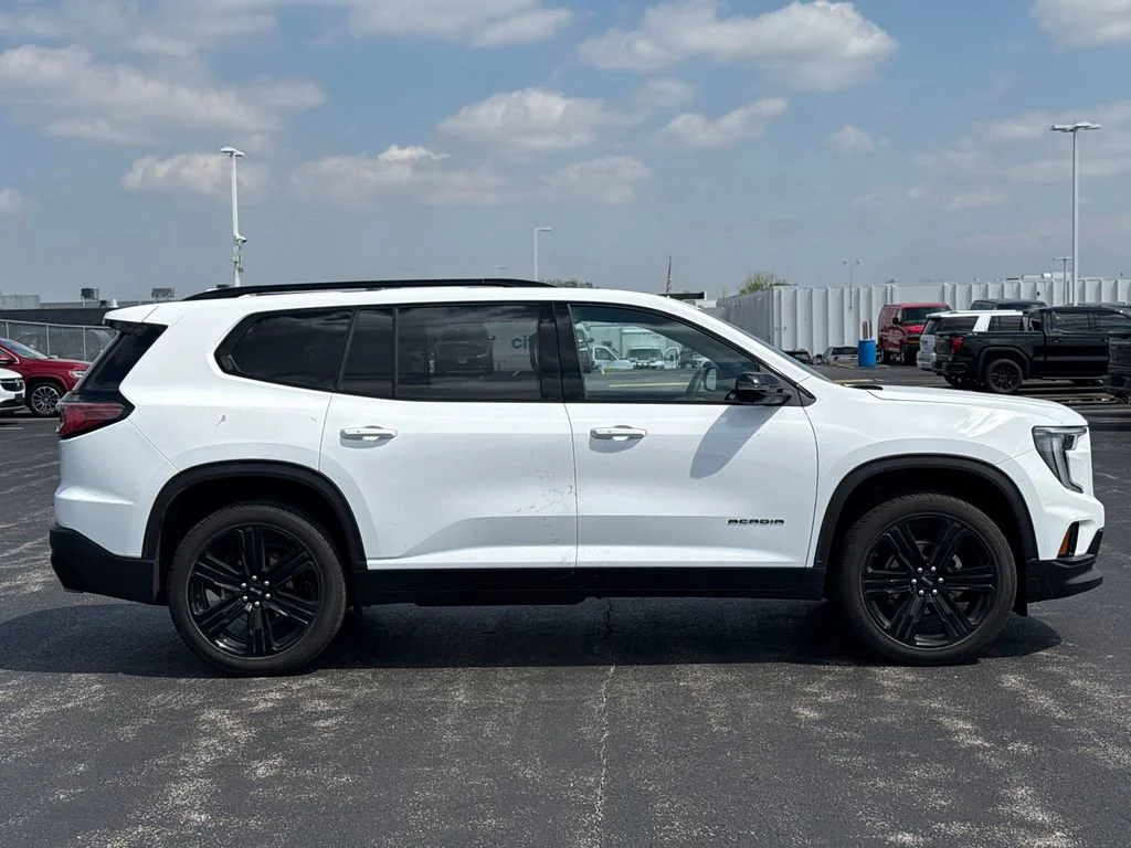 2026 GMC Acadia Elevation - Photo 9
