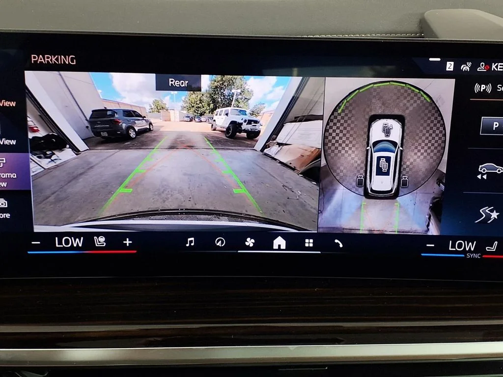Used 2025 White BMW sDrive40i image 14