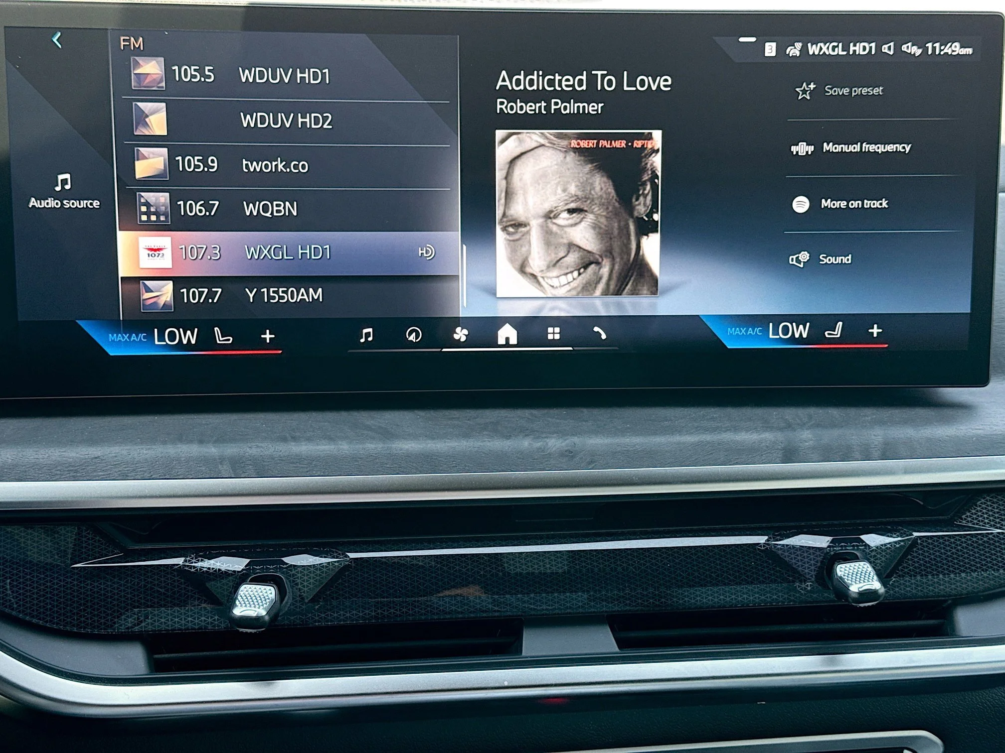 New 2026 Skyscraper Grey Metallic BMW sDrive40i image 32