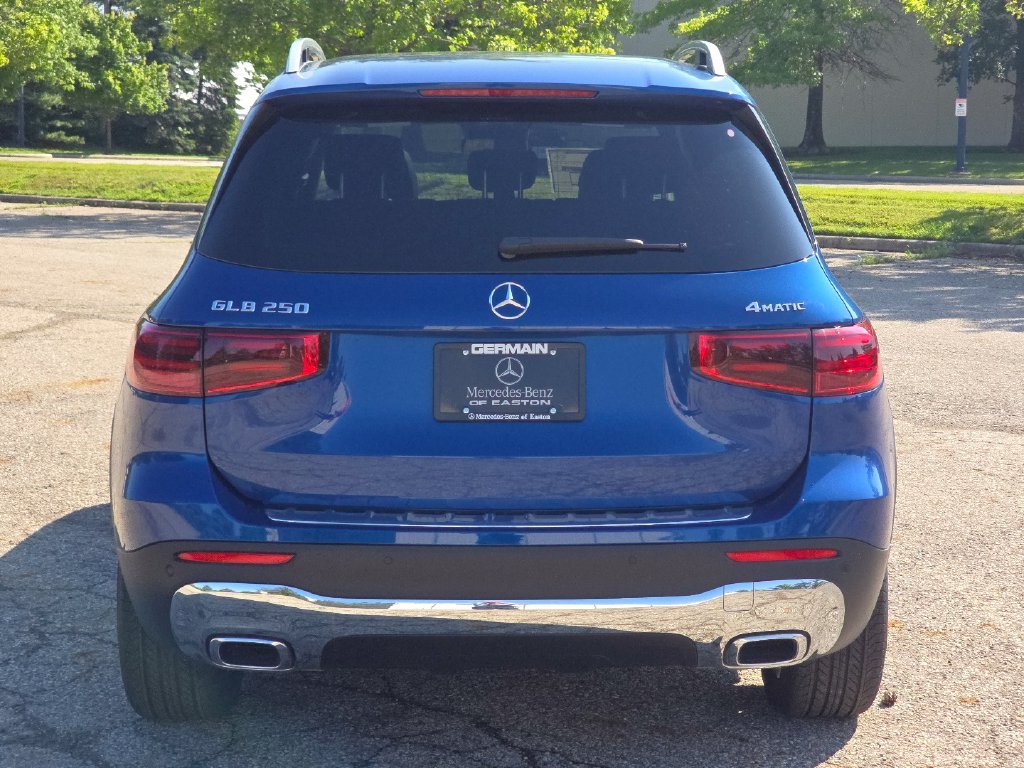 New 2026 Starling Blue Metallic Mercedes-Benz GLB 250 image 15