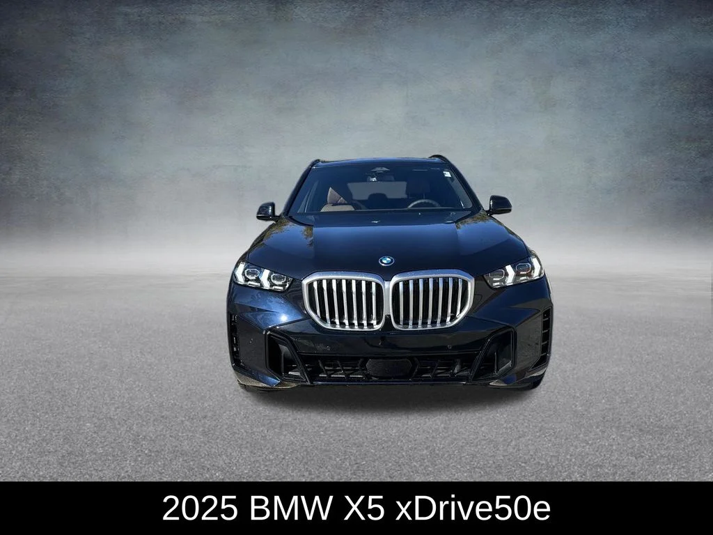Used 2025 Black BMW xDrive50e image 3