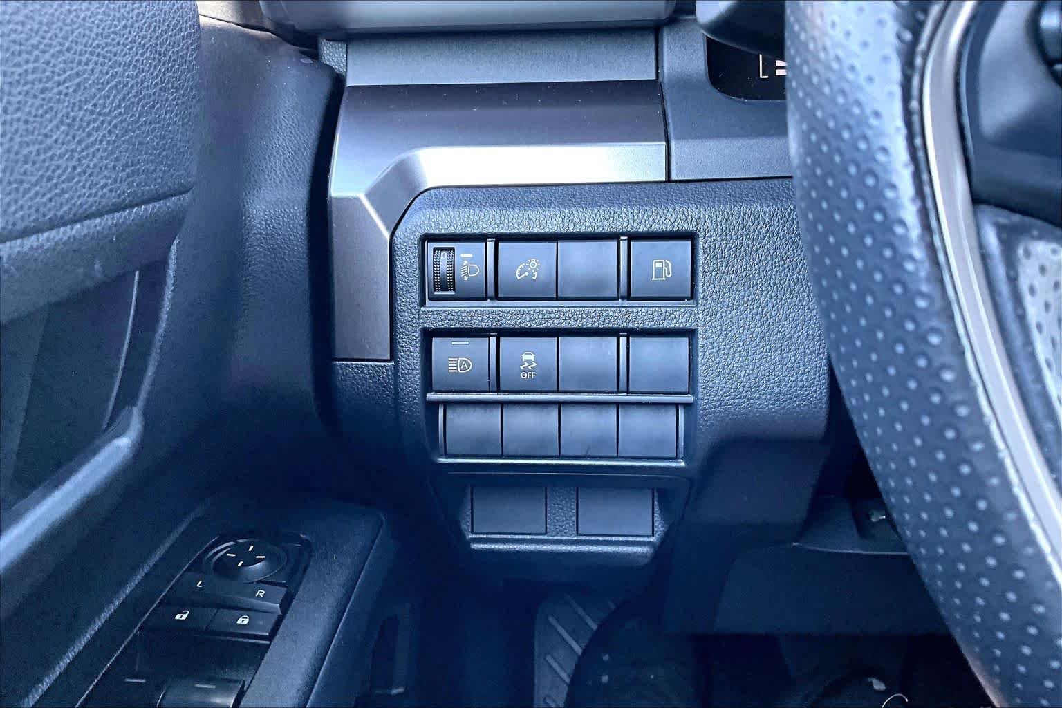 Certified Used 2025 Ice Cap Toyota SR5 image 33