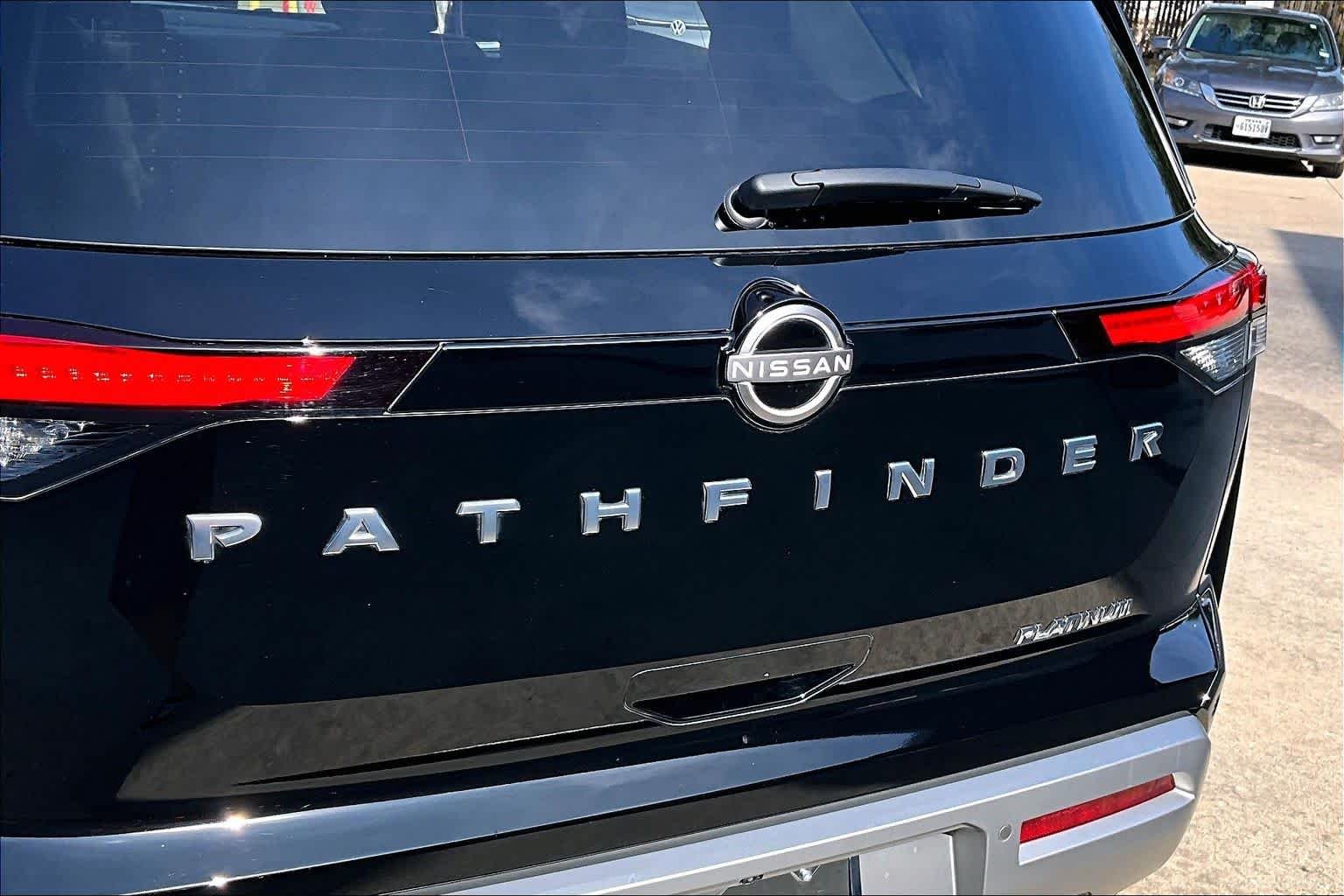 Used 2024 Super Black Nissan Platinum image 28
