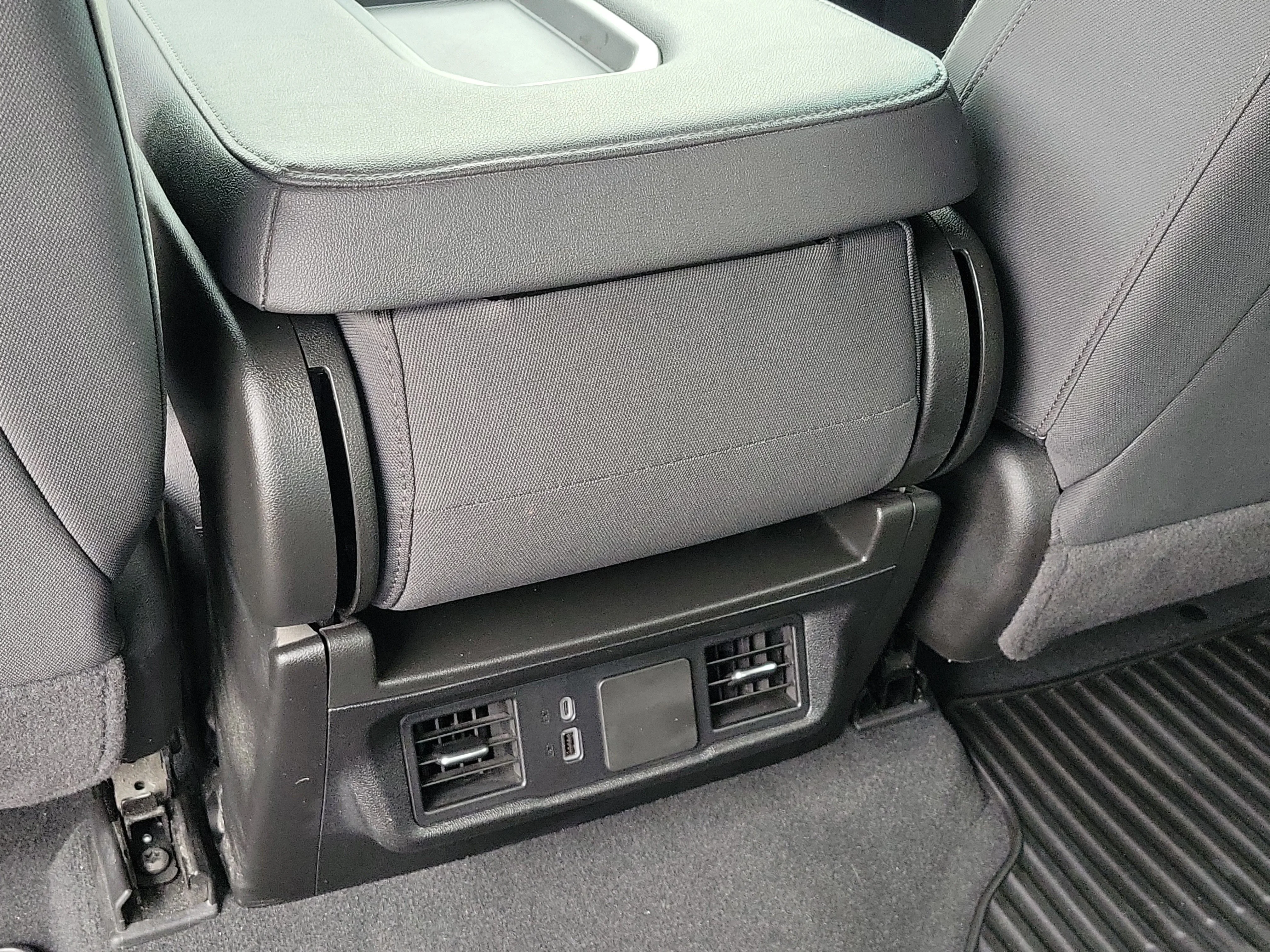 Used 2025 Summit White Chevrolet Custom image 15