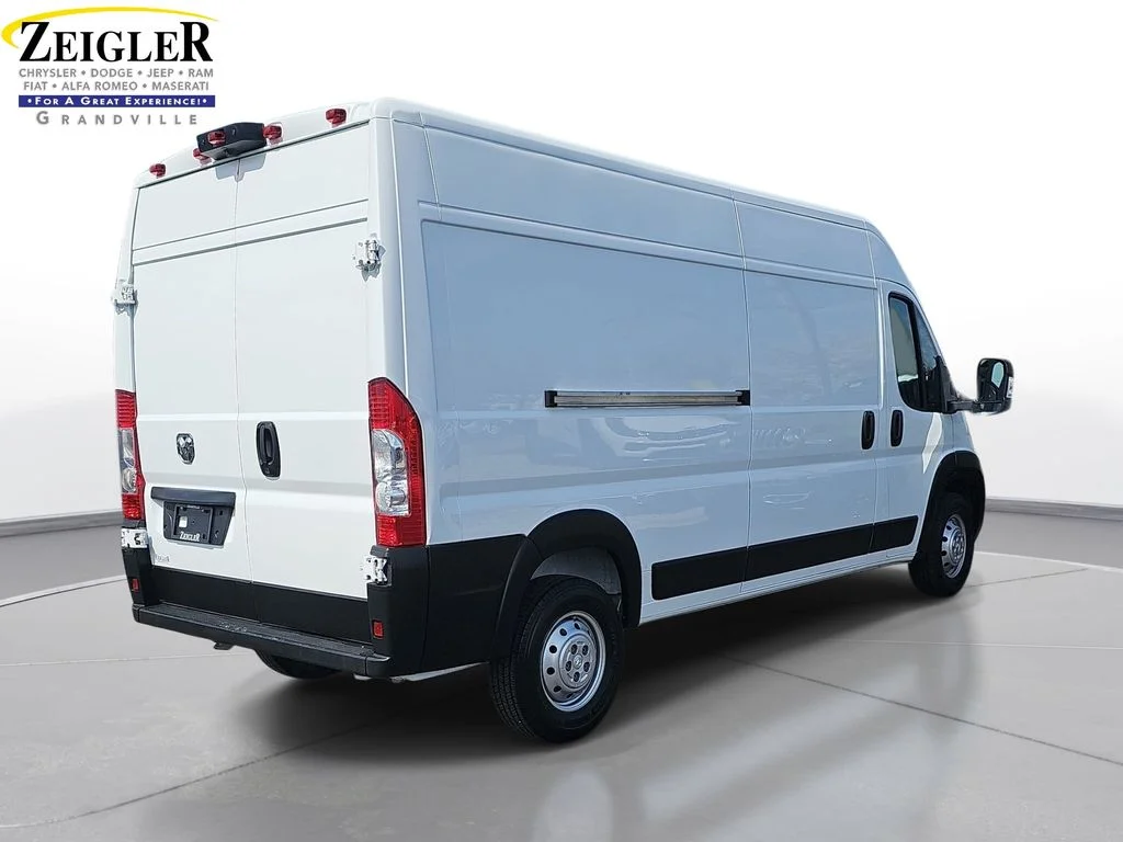 Used 2023 White Ram High Roof image 5