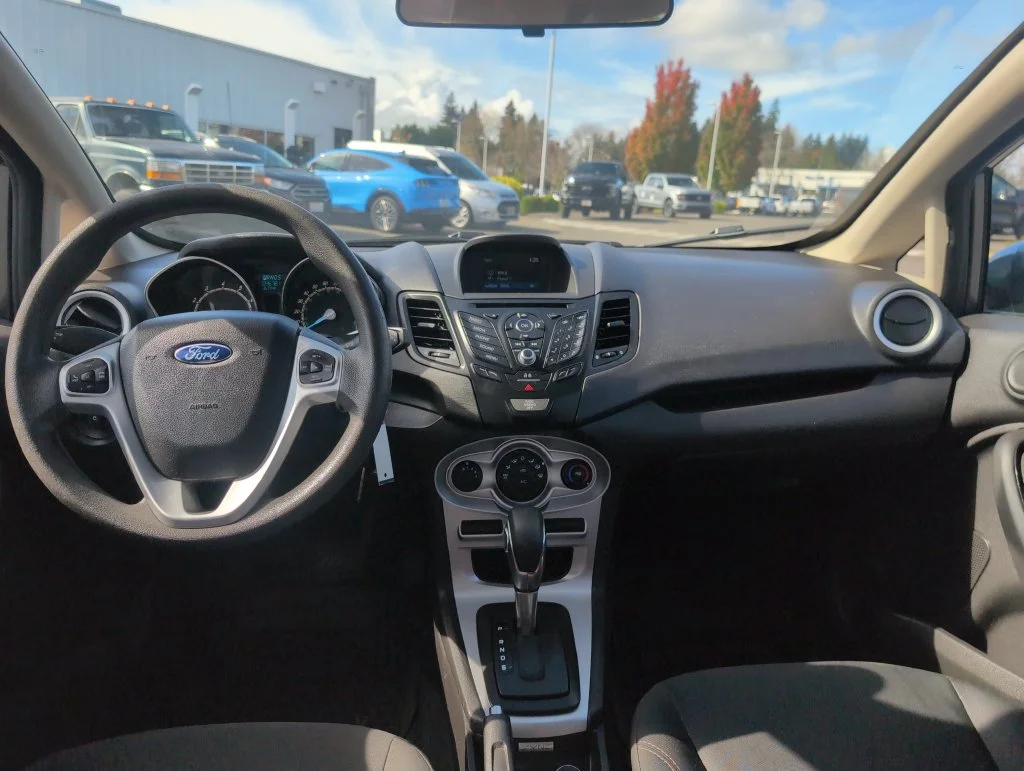 Certified Used 2019 Gray Ford SE image 6