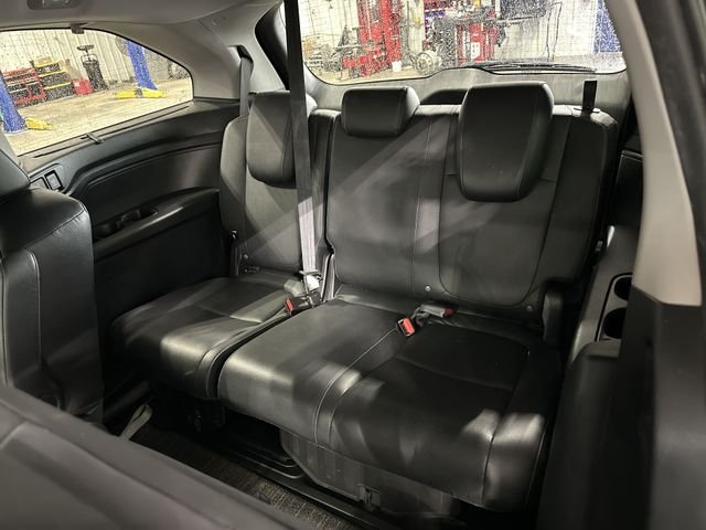 Used 2024 Crystal Black Pearl Honda Touring image 30