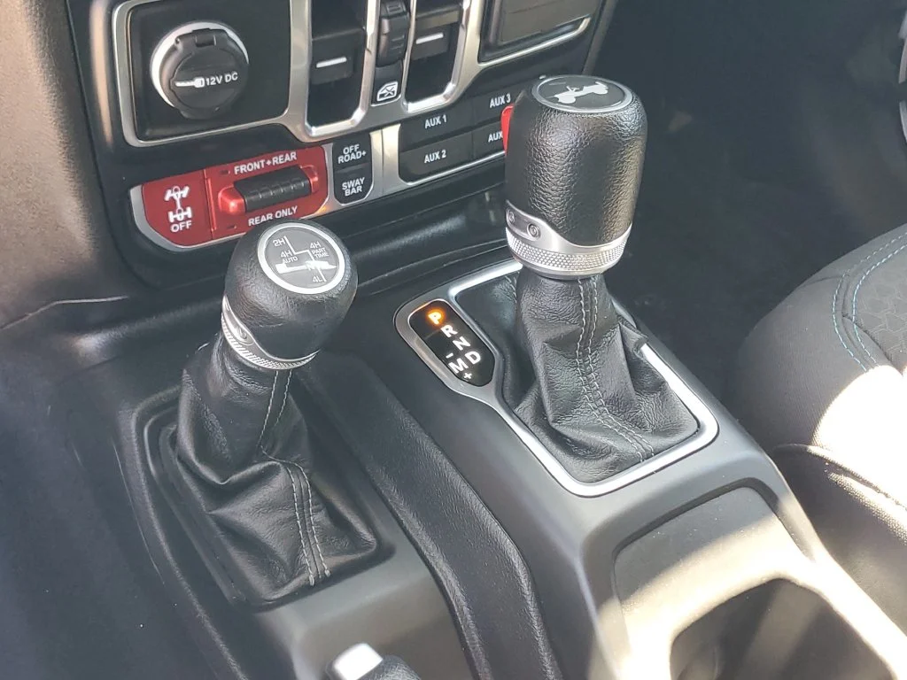 Certified Used 2024 White Jeep Rubicon 4xe image 22