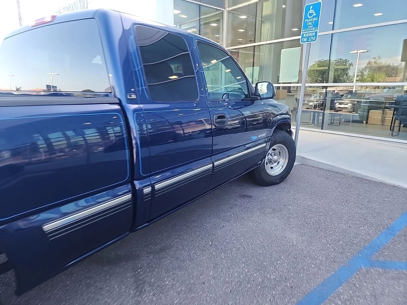 Used 2001 Blue Chevrolet LS image 5