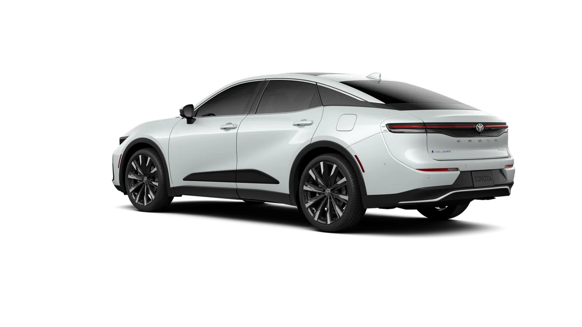New 2026 Oxygen White Toyota Platinum image 6
