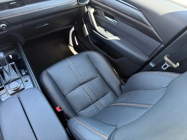 Used 2025 Pearl Mazda Premium Plus image 20