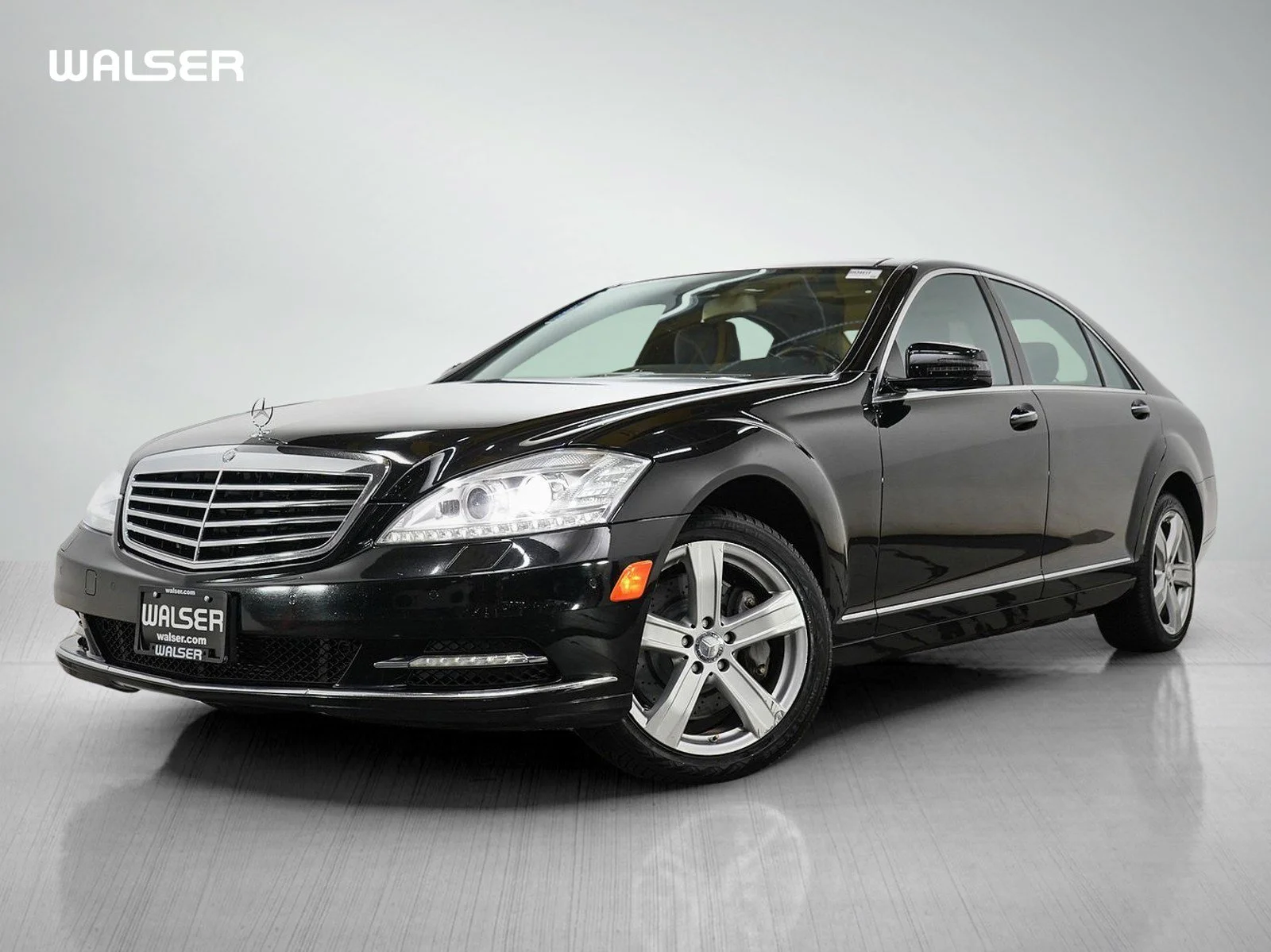 Used 2011 Black Mercedes-Benz 4D SEDAN S550 4MATIC® image 1