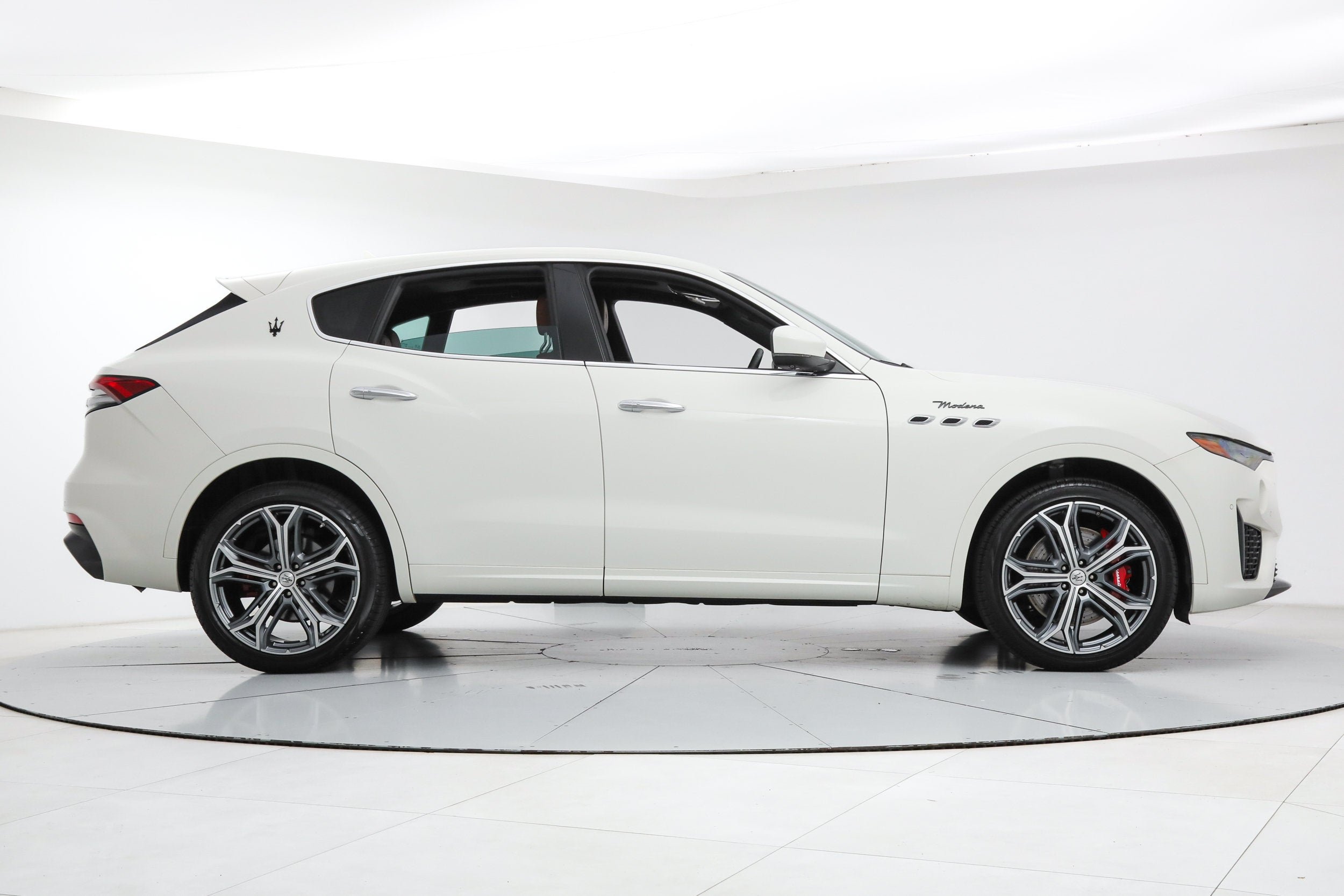 Certified Used 2023 White Maserati Modena image 6