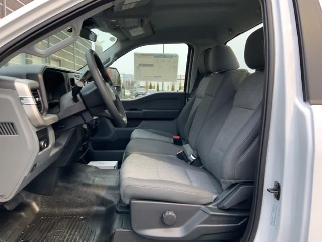 2024 Ford F-450 Super Duty Chassis Cab XL - Photo 11