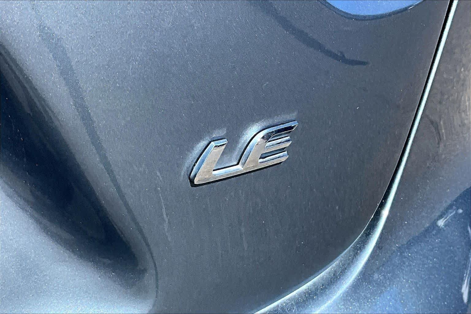 Used 2022 Celestite Toyota LE image 9