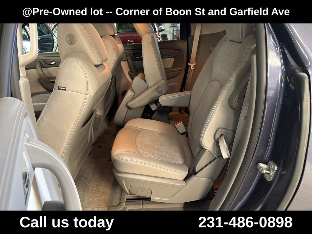 Used 2014 Blue GMC SLE-2 image 27