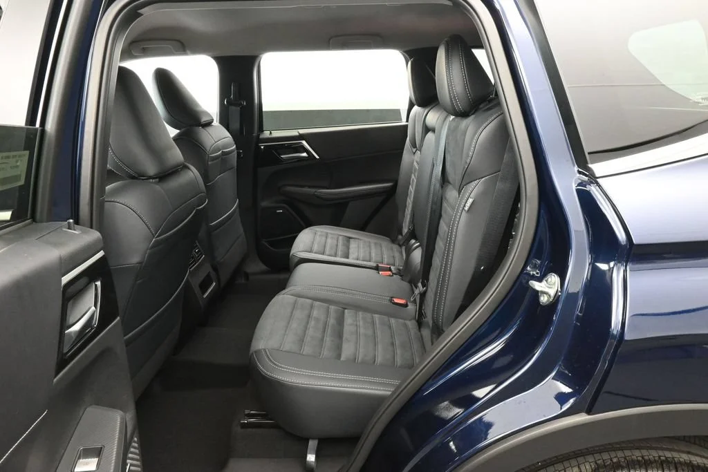 New 2026 Blue Metallic Mitsubishi SE 1.5T 2WD image 34
