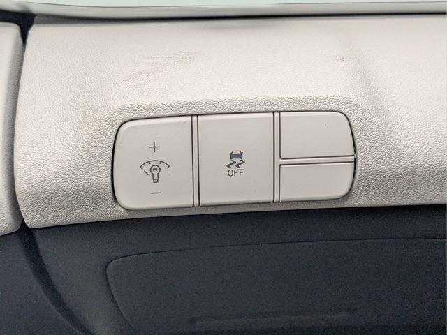 New 2026 Ecotronic Gray Hyundai Limited image 63
