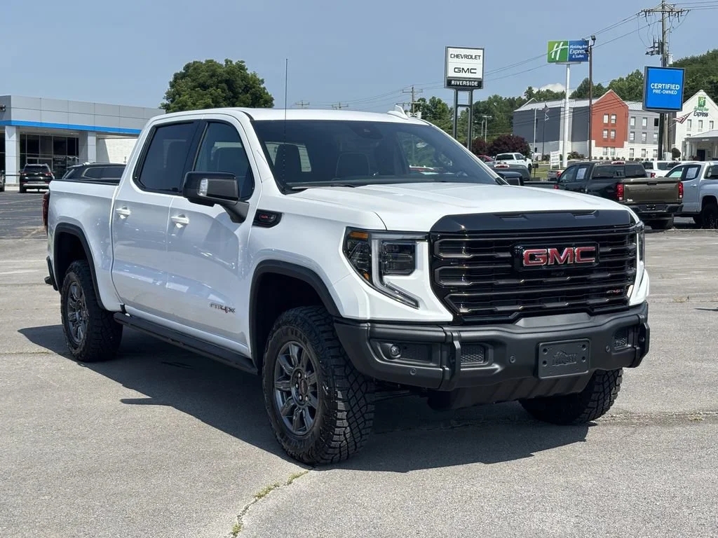 New 2026 Summit White GMC AT4X image 4