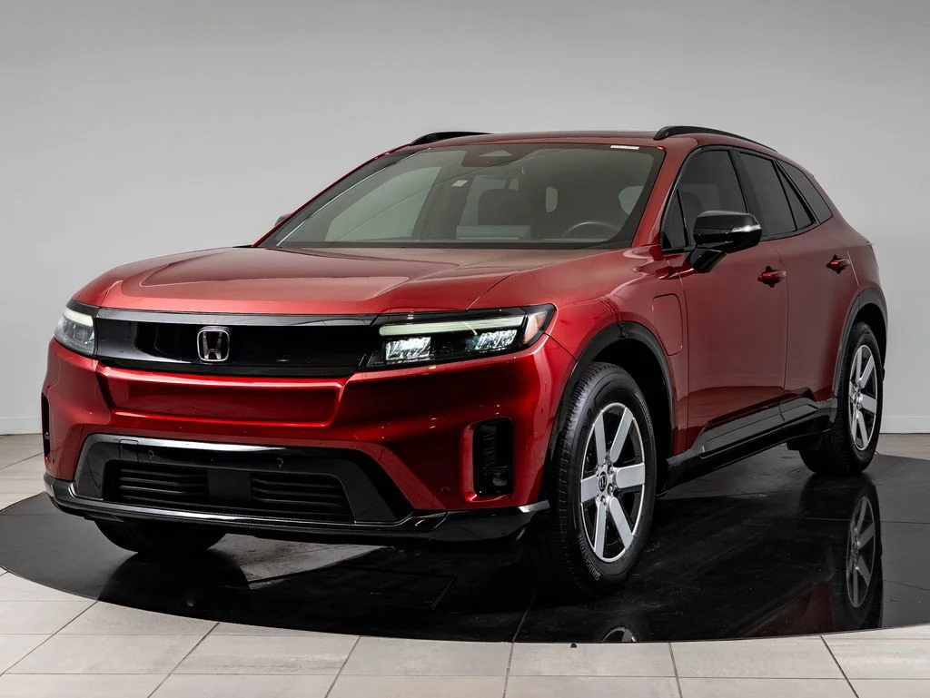 Used 2024 Scarlet Red Metallic Honda Touring image 1