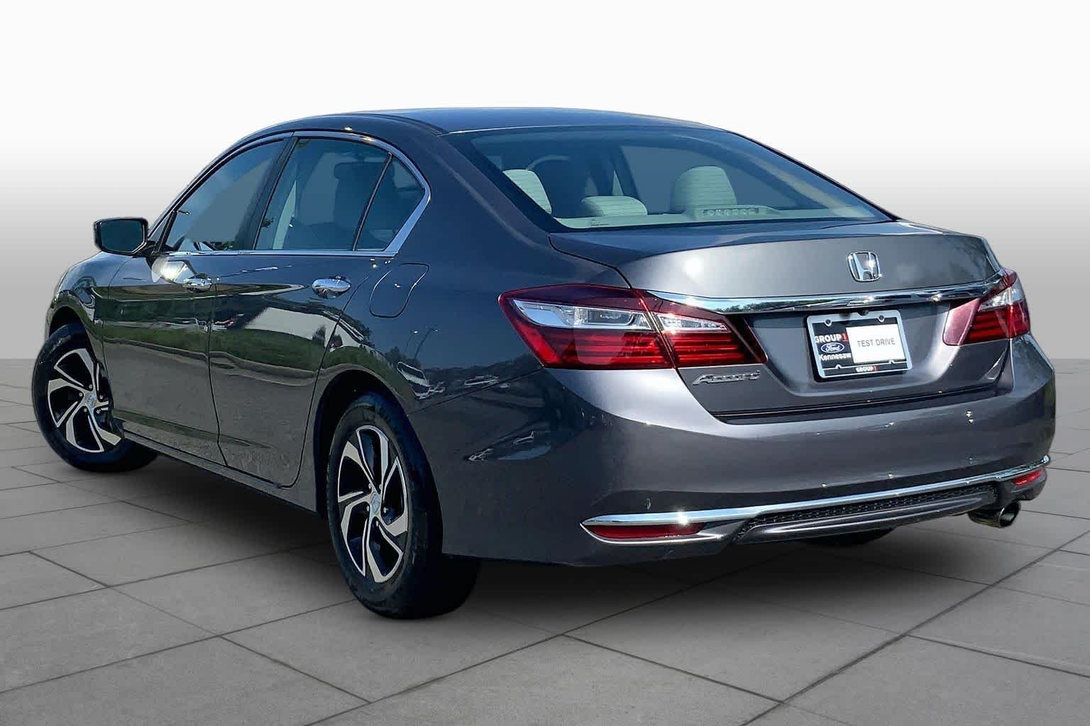 Used 2017 Modern Steel Metallic Honda LX image 12