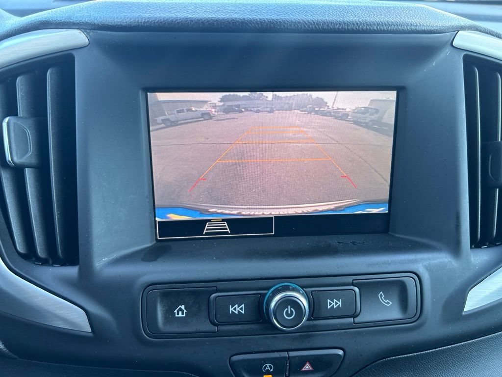 Used 2023 STERLING METALLIC GMC SLE image 26
