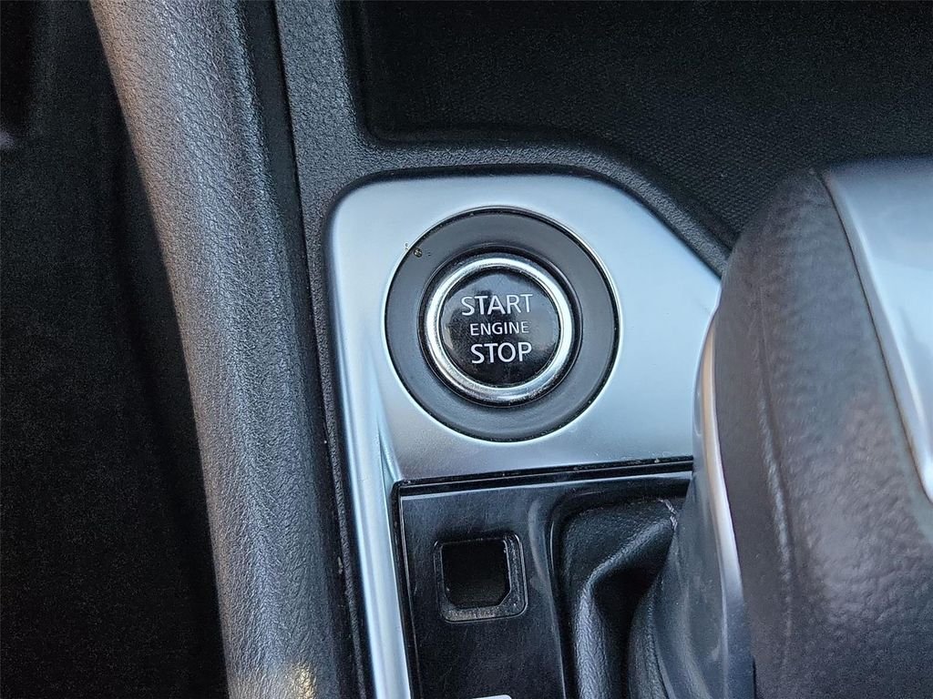 2022 Nissan Sentra SV - Photo 9
