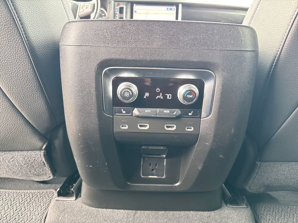 2021 GMC Yukon Denali - Photo 38