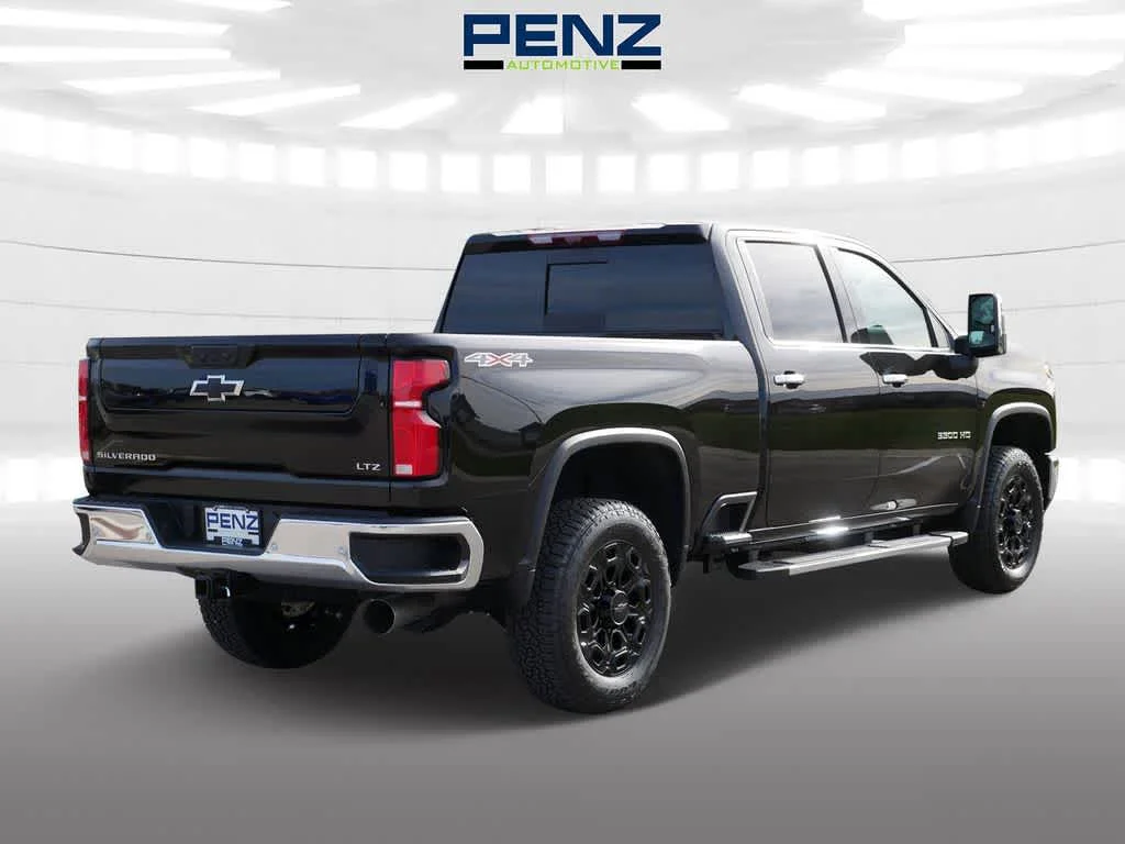 2026 Chevrolet Silverado 3500 HD LTZ - Photo 2
