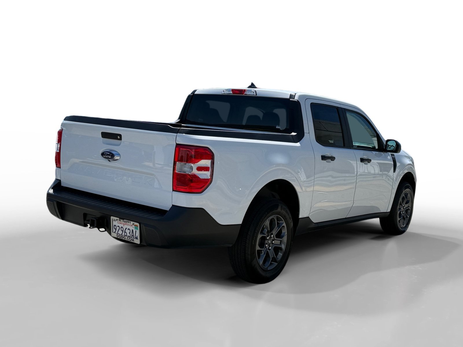 Certified Used 2024 Oxford White Ford XLT image 5