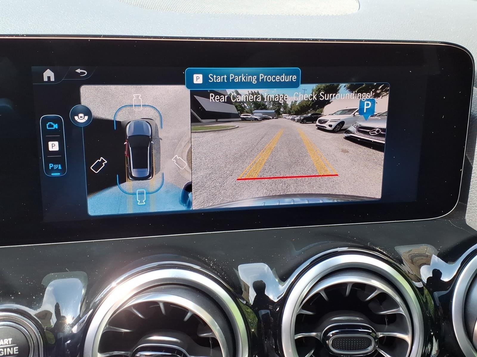 New 2026 Mountain Grey Metallic Mercedes-Benz GLA 250 image 30