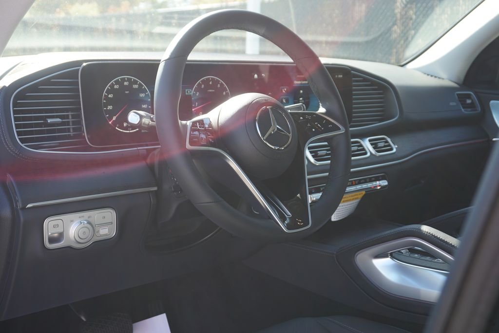 Used 2026 Black Mercedes-Benz GLE 350 image 10