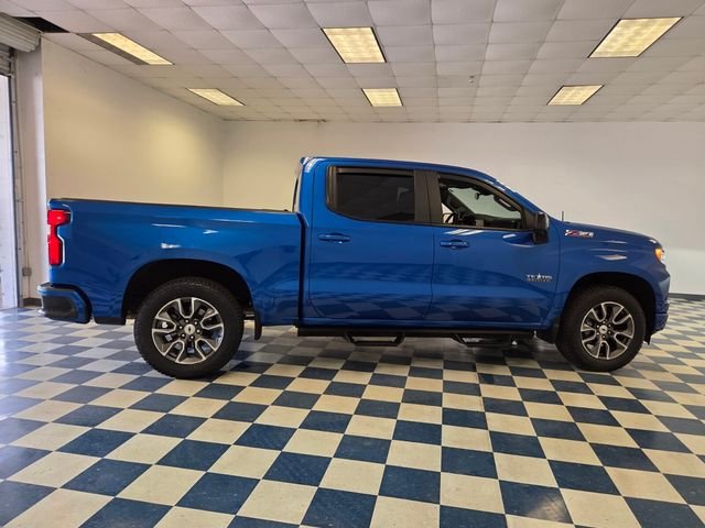 Used 2022 Blue Chevrolet RST image 8