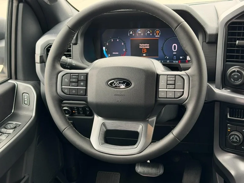 New 2026 Oxford White Ford XLT 4WD SuperCrew 5.5