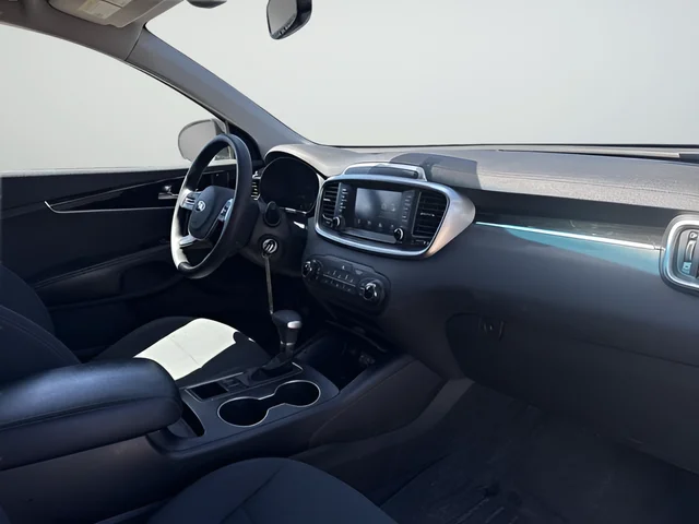 Used 2020 Brown Kia LX image 17