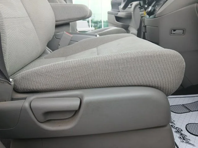 Used 2012  Honda LX image 25