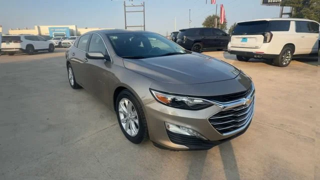 Used 2024 Chevrolet Malibu 1LT with VIN 1G1ZD5ST7RF142302 for sale in Seguin, TX