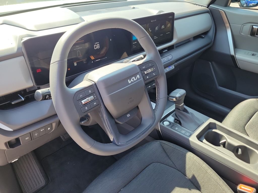 New 2027 White Kia S image 22
