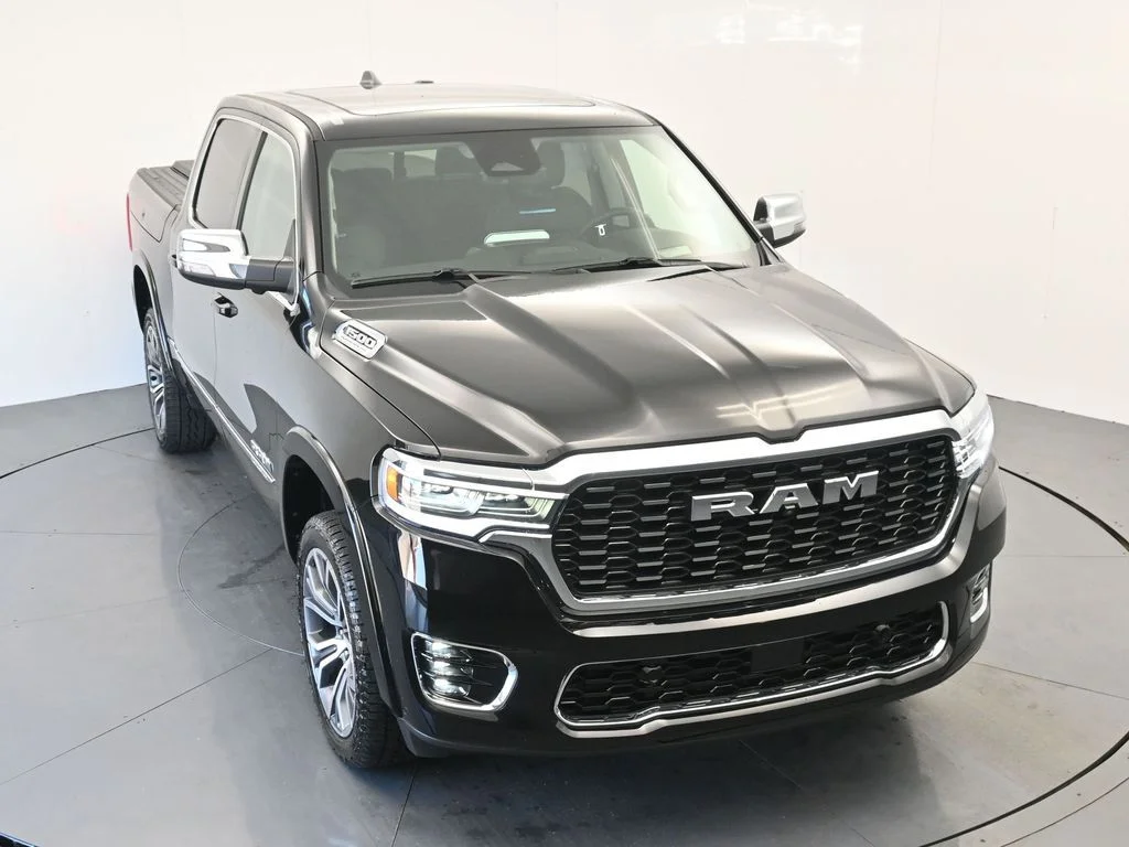New 2026 Diamond Black Crystal Pearl-Coat Exterior Paint RAM Tungsten image 24