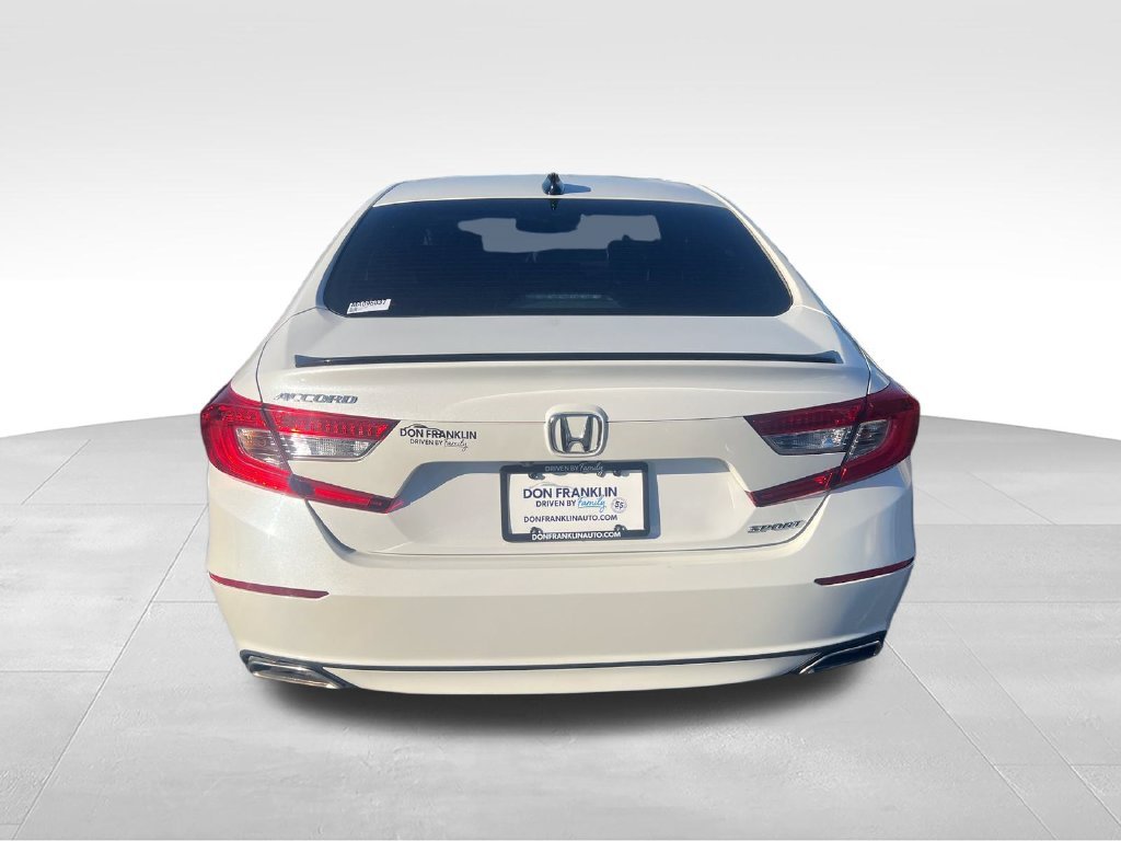 Used 2021  Honda Sport image 4