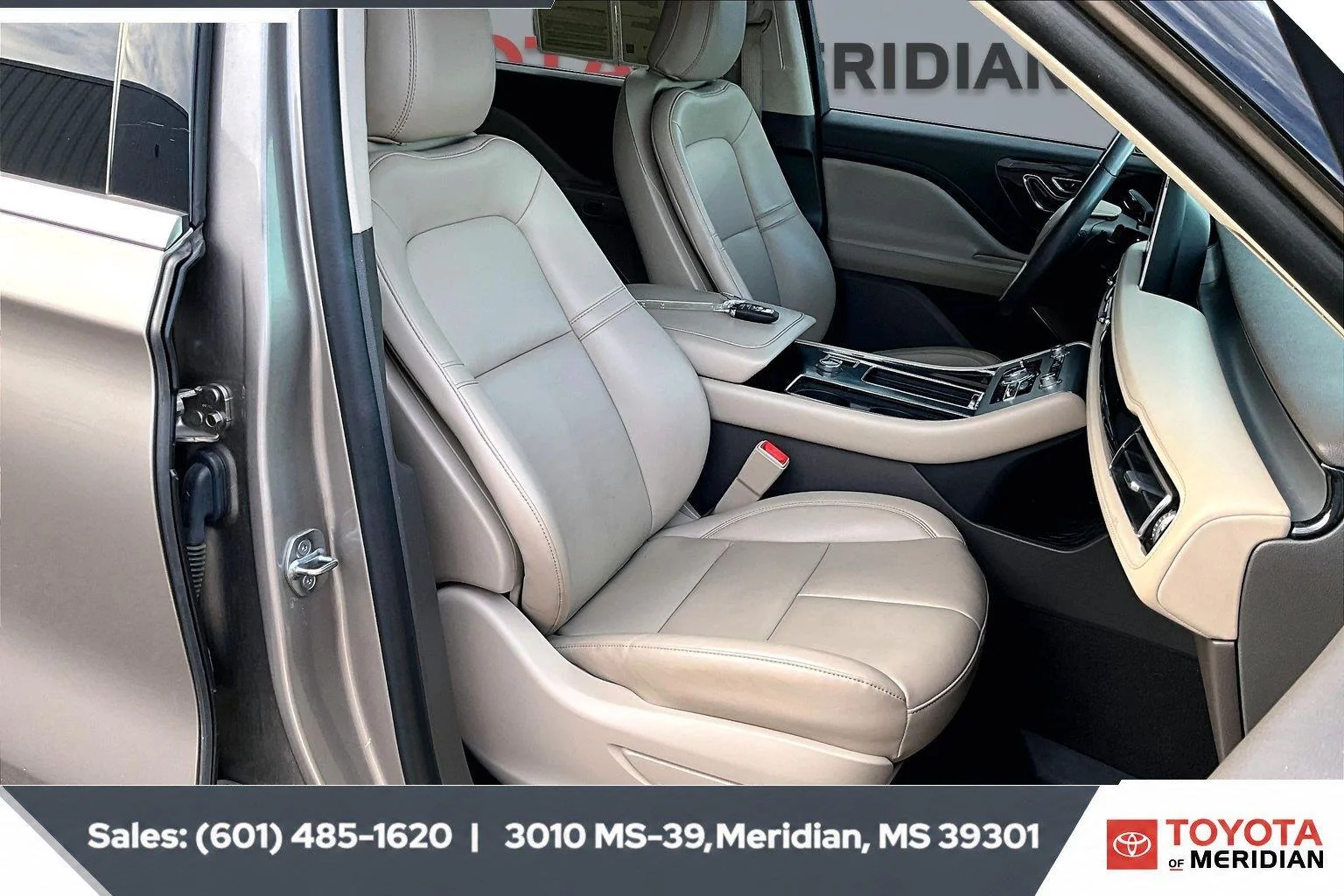 Used 2021 Iced Mocha Lincoln Standard image 6