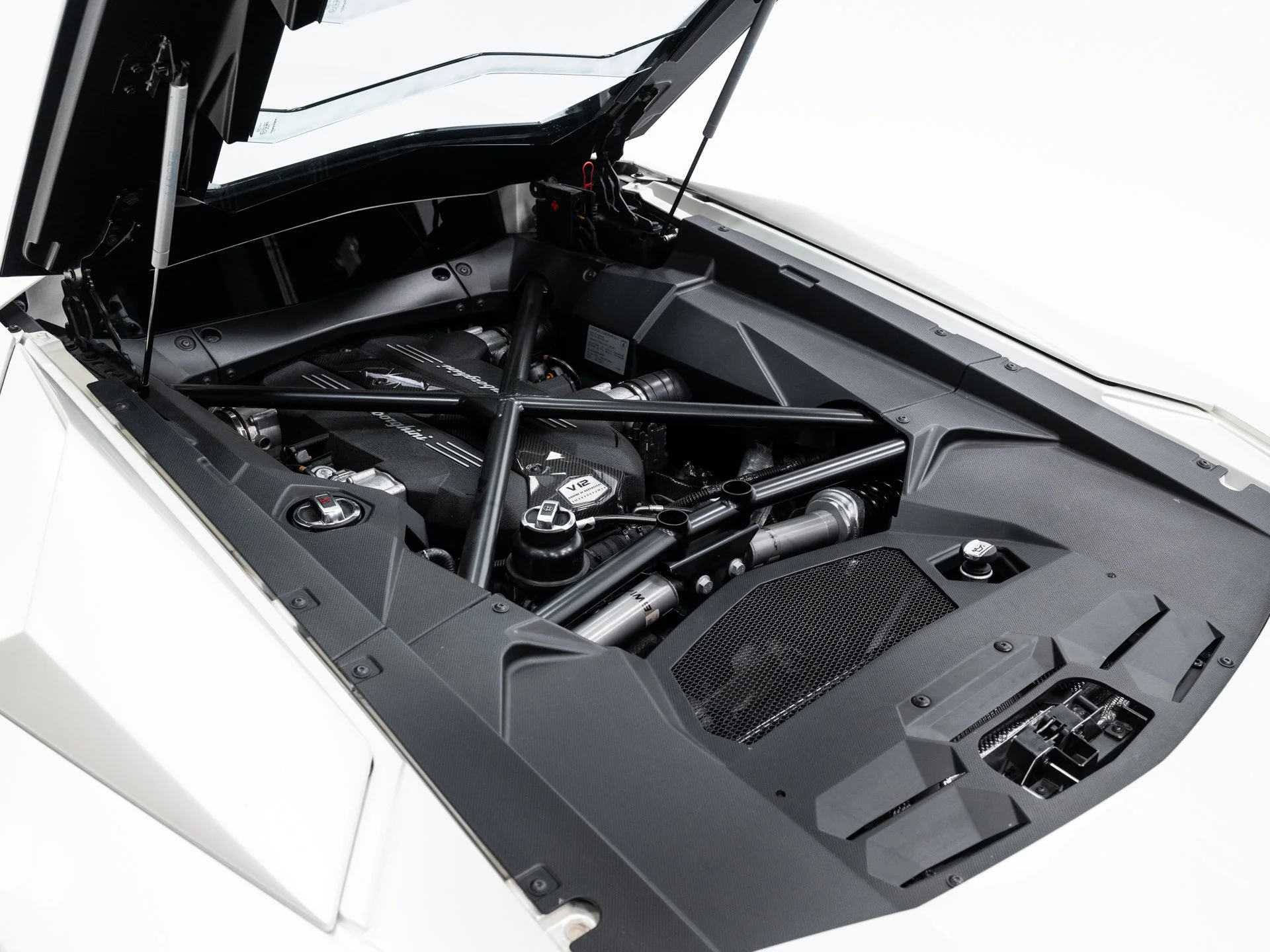 Used 2018 Bianco Isis Lamborghini  image 63