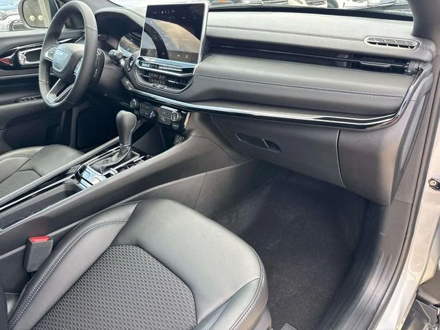 New 2026 Silver Jeep Latitude image 14
