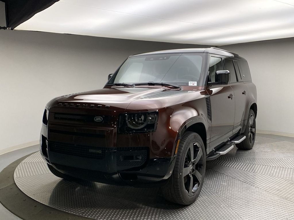 2023 Land Rover Defender X-Dynamic SE's photo