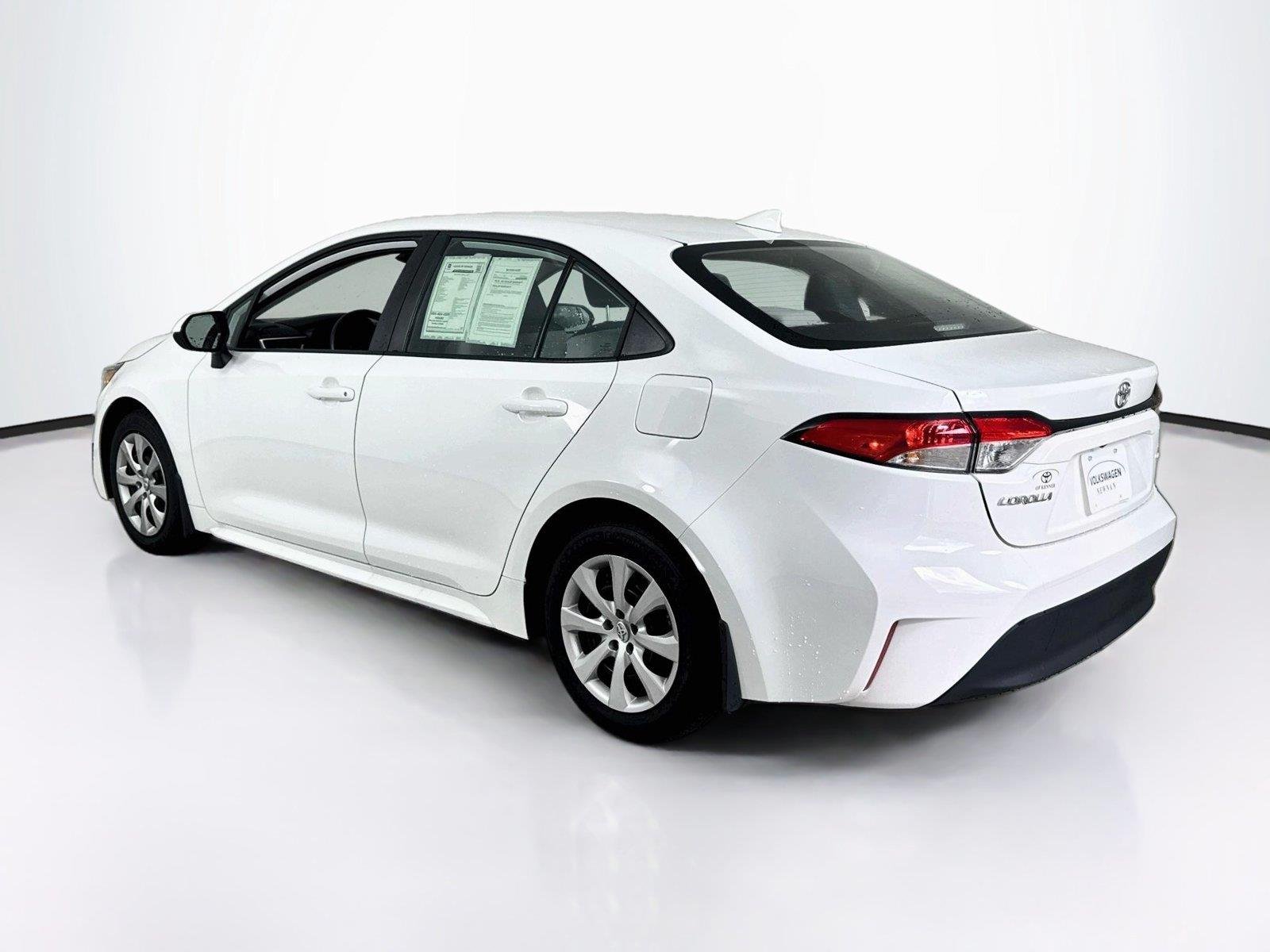Used 2025 Ice Cap Toyota LE image 7