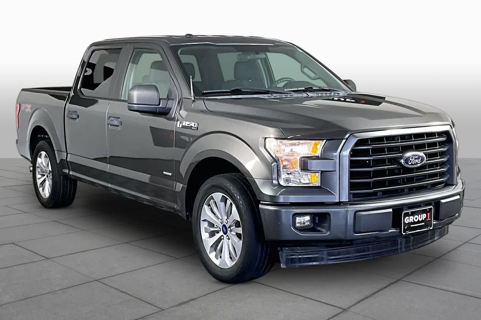 Pre-Owned 2017 Ford F-150 XL