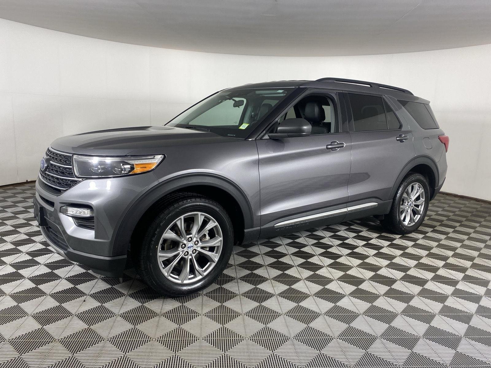 Used 2023 Carbonized Gray Ford XLT image 6